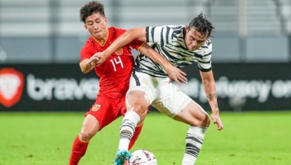 开云下载-马德兴：中韩差距在基本功 球员想攻却有心无力